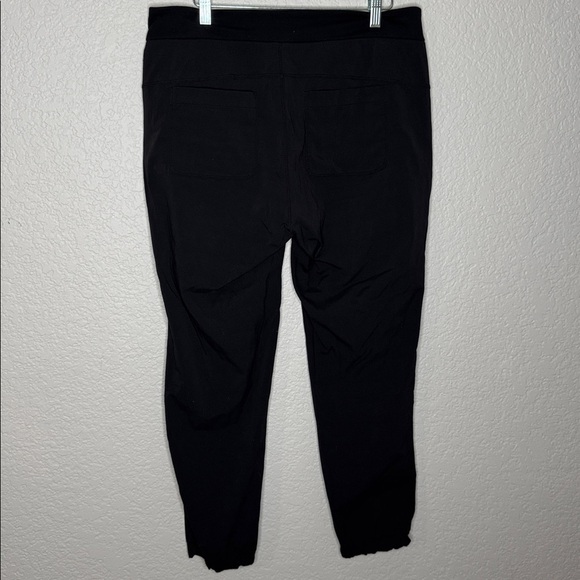 Athleta Trekkie Jogger 2.0 Pants Black Ripstop Nylon Athletic Hiking Cinch Sz - Picture 6 of 8